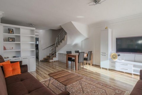 آپارتمان در  Avsallar ، ترکیه 170 متر مربع.  شماره 208124 - 7