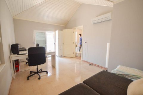 Продажа виллы  в Махмутларе, Анталье, Турция 6 комн., 250м2, №209704 – фото 27