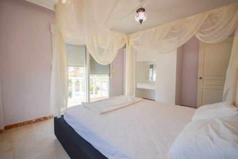 Продажа виллы  в Махмутларе, Анталье, Турция 6 комн., 250м2, №209704 – фото 16