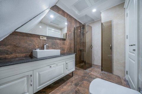 Продажа квартиры  в Аланье, Анталье, Турция 4 комн., 200м2, №209992 – фото 24