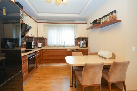 Продажа квартиры  в Коньяалты, Анталье, Турция 4+1, 180м2, №193772 – фото 13