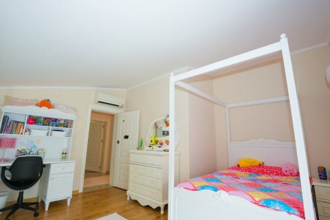 Продажа квартиры  в Коньяалты, Анталье, Турция 4+1, 180м2, №193772 – фото 26