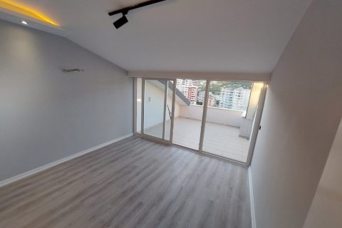 پنت هاس در  Cikcilli ، ترکیه 300 متر مربع.  شماره 208005 - 25