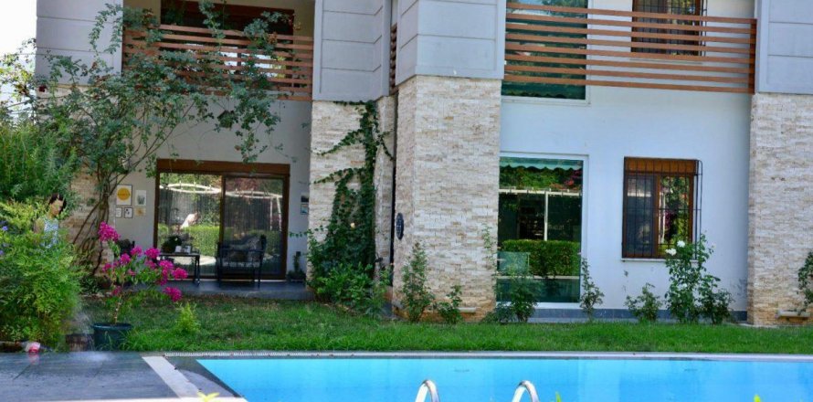 آپارتمان در  Oba ، ترکیه 280 متر مربع.  شماره 208443