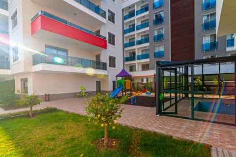 آپارتمان در  Kestel ، ترکیه 150 متر مربع.  شماره 208441 - 5