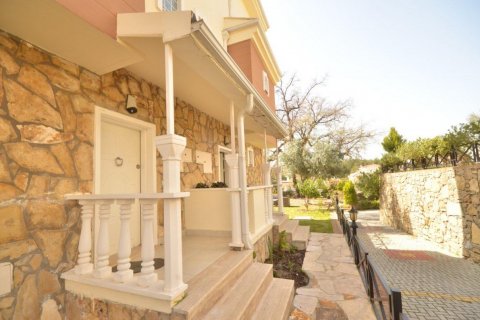 Продажа виллы  в Авсалларе, Анталье, Турция 3 комн., 145м2, №208444 – фото 8