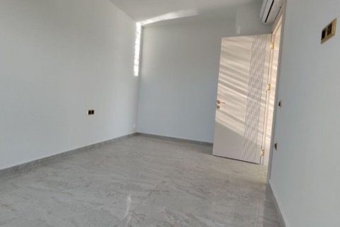 Продажа квартиры  в Анталье, Турция 1+1, 54м2, №189291 – фото 14