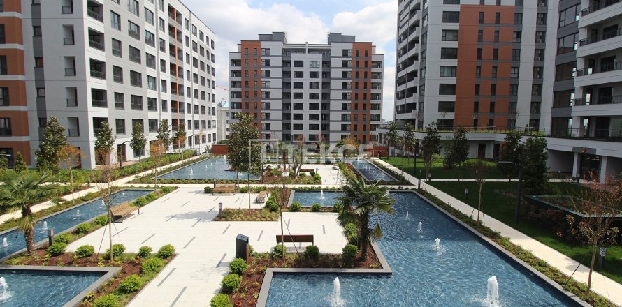 2+1 Lejlighed  i Istanbul, Tyrkiet Nr. 189172