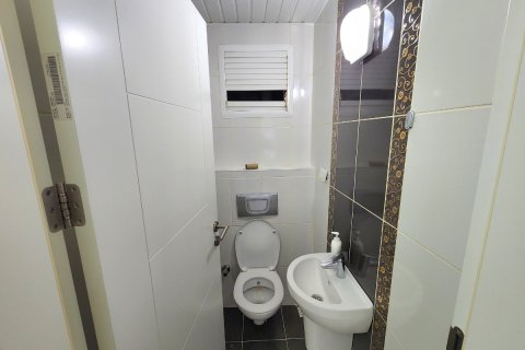 Продажа квартиры  в Анталье, Турция 3+1, 140м2, №211747 – фото 14