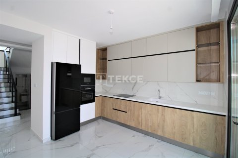 Продажа виллы  в Гирне, Северный Кипр 4+1, 330м2, №44645 – фото 20