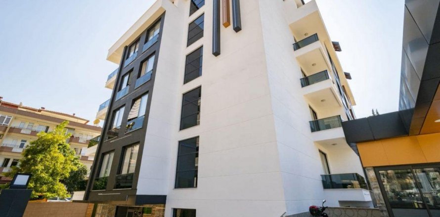 Квартира  3-х ком. в Аланье, Анталья, Турция №208897