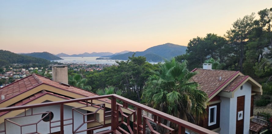 Вилла  5+2 в Гёчеке, Мугла, Турция №194213