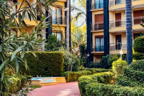 Продажа квартиры  в Аланье, Анталье, Турция 3+1, 145м2, №211371 – фото 27