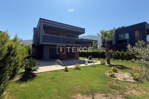 Villa for sale  in Kusadasi, Aydin, Turkey, 4 bedrooms, 140m2, No. 206520 – photo 1