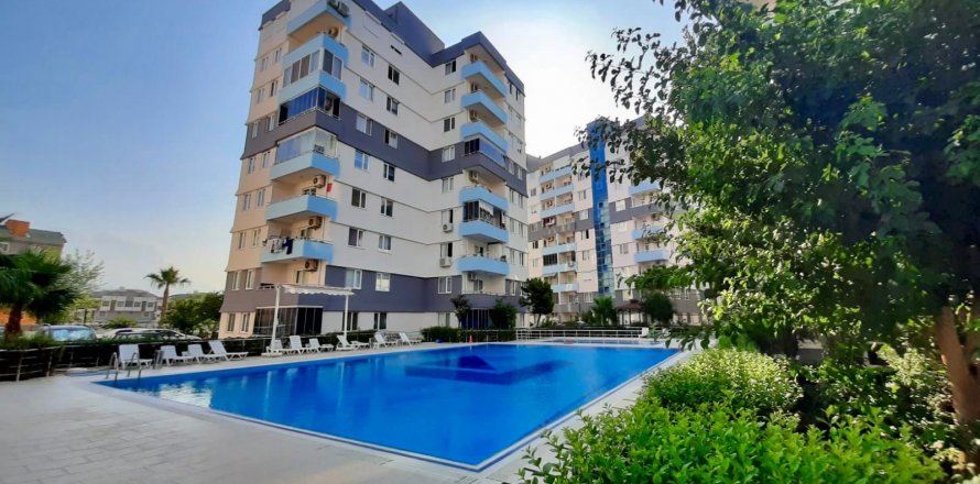 2+1 Apartment  in Antalya, Turkey No. 211602