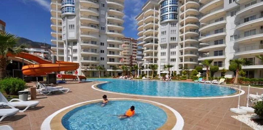 آپارتمان در  Alanya ، ترکیه 2 خوابه ، 116 متر مربع.  شماره 211600