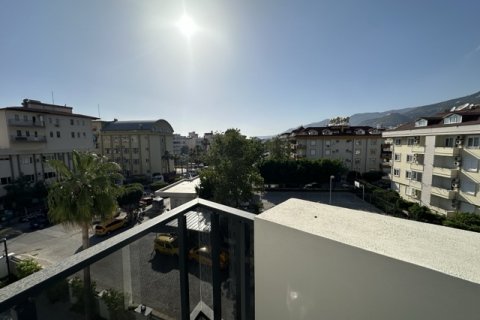 Продажа квартиры  в Анталье, Турция 1+1, 56м2, №189264 – фото 7