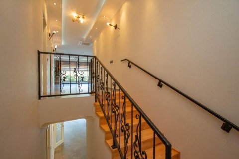 Продажа виллы в Бекташе, Аланье, Анталье, Турция 5 комн., 300м2, №209951 – фото 23