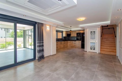 Продажа виллы в Бекташе, Аланье, Анталье, Турция 5 комн., 300м2, №209951 – фото 14