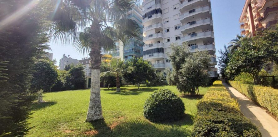 آپارتمان در Mahmutlar ، ترکیه 135 متر مربع. شماره 209275