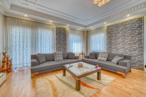 Продажа квартиры  в Аланье, Анталье, Турция 5 комн., 200м2, №207032 – фото 1