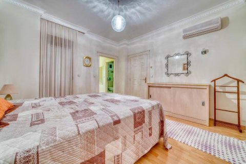 Продажа квартиры  в Аланье, Анталье, Турция 5 комн., 200м2, №207032 – фото 12
