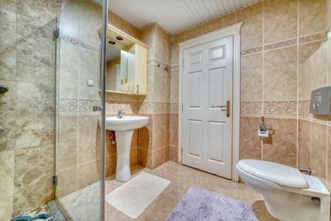Продажа квартиры  в Аланье, Анталье, Турция 5 комн., 200м2, №207032 – фото 17