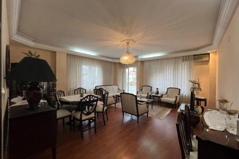 آپارتمان در  Alanya ، ترکیه 120 متر مربع.  شماره 207029 - 2