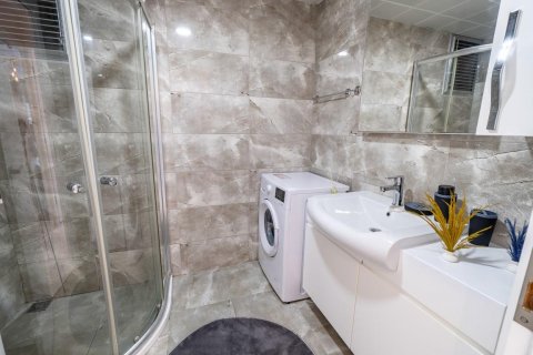 Lägenhet  i Mahmutlar, Antalya, Turkiet Nr. 208229 - 9
