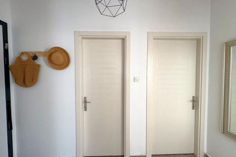 آپارتمان در  Girne ، ترکیه 80 متر مربع.  شماره 211153 - 18