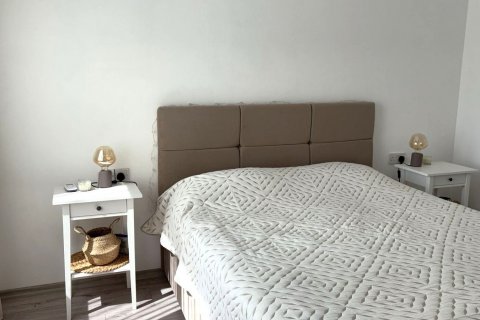 آپارتمان در  Girne ، ترکیه 80 متر مربع.  شماره 211153 - 11