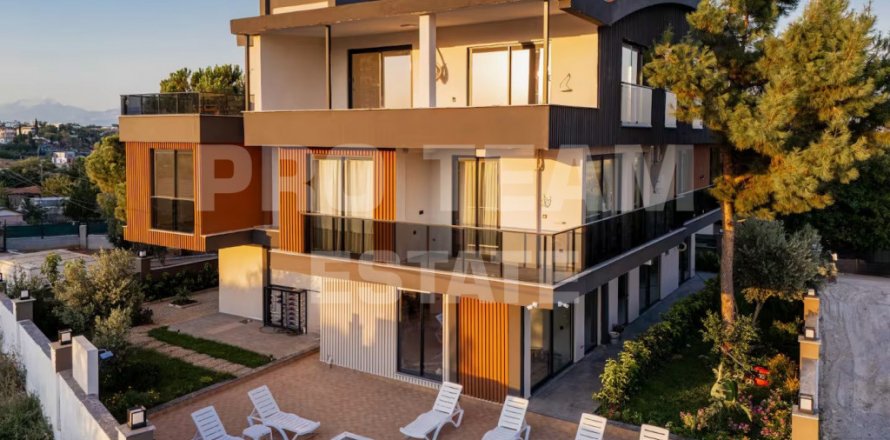 Apartment  in Muratpasa, Antalya, Turkey No. 194323