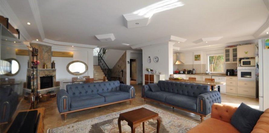 Вилла  4-х ком. в Джикджилли, Анталья, Турция №208597