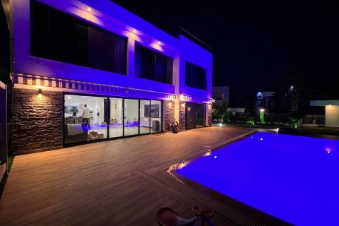 Villa for sale in Famagusta, Northern Cyprus, 4 bedrooms, 220m2, No. 190739 – photo 8