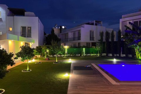 Villa for sale in Famagusta, Northern Cyprus, 4 bedrooms, 220m2, No. 190739 – photo 2