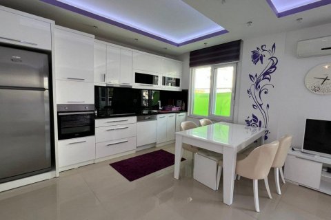 Leilighet  i Oba, Antalya, Tyrkia Nr. 207849 - 2