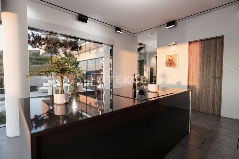 4+1 Villa  i Girne,  Nr. 210309 - 23