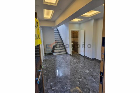 Продажа квартиры  в Бююкчекмедже, Стамбуле, Турция 1+4, 270м2, №190491 – фото 5