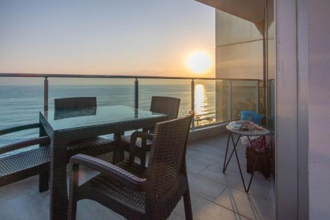 آپارتمان در  Mahmutlar ، ترکیه 65 متر مربع.  شماره 209557 - 2