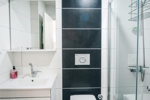 آپارتمان در  Mahmutlar ، ترکیه 90 متر مربع.  شماره 208066 - 17