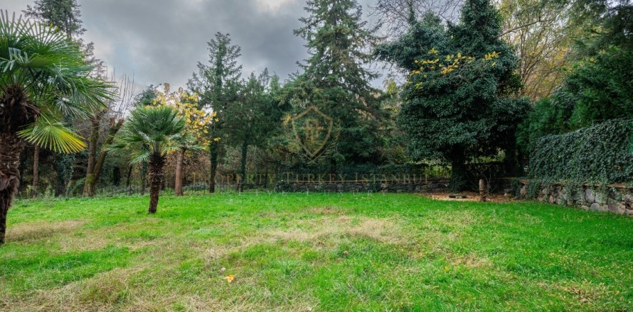 4+1 Villa  i Zekeriyakoy, istanbul, Turkiet Nr. 147434