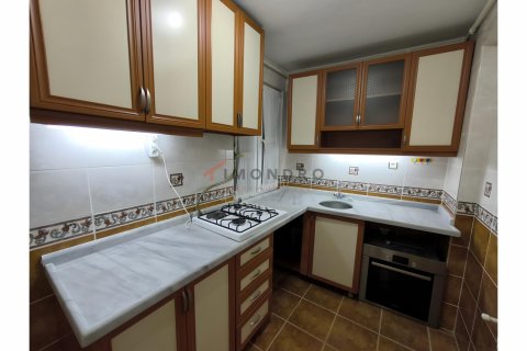 Apartment for sale  in Fatih, Istanbul, Turkey, 2 bedrooms, 70m2, No. 210438 – photo 12