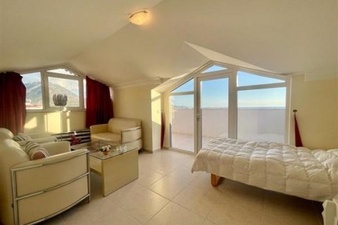 پنت هاس در Tosmur،  Alanya ، ترکیه 240 متر مربع.  شماره 207129 - 17