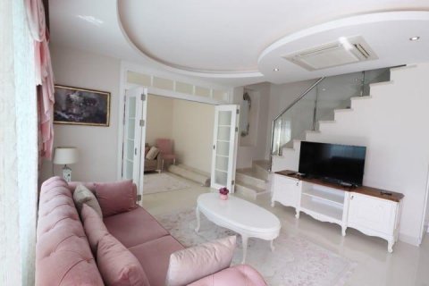 Продажа квартиры  в Аланье, Анталье, Турция 4 комн., 200м2, №209314 – фото 24