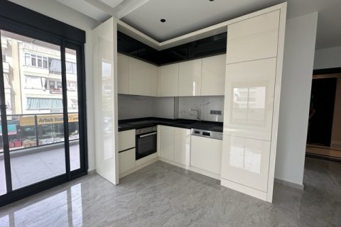 آپارتمان در  Antalya ، ترکیه 2 خوابه ، 79 متر مربع.  شماره 184559 - 2