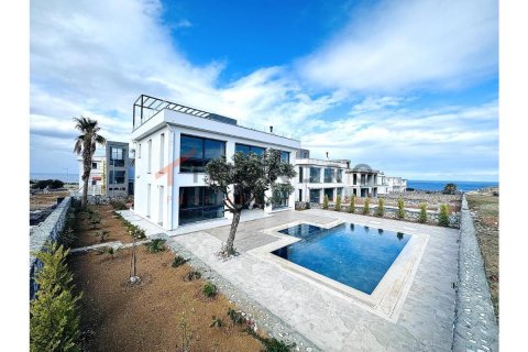 3+1 Villa  i Bahceli, Girne,  Nr. 193940 - 1