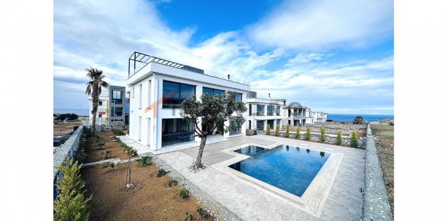 3+1 Villa  i Bahceli, Girne,  Nr. 193940