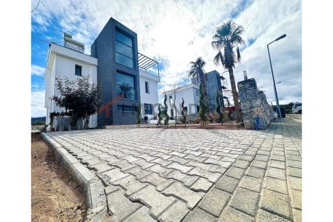 3+1 Villa  i Bahceli, Girne,  Nr. 193940 - 30