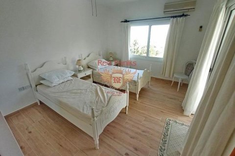 Продажа виллы  в Гирне, Северный Кипр 4+1, 400м2, №192805 – фото 19