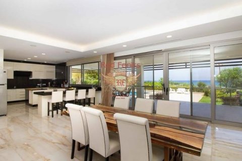 ویلا در  Girne ، ترکیه 5 خوابه ، 500 متر مربع.  شماره 192801 - 5